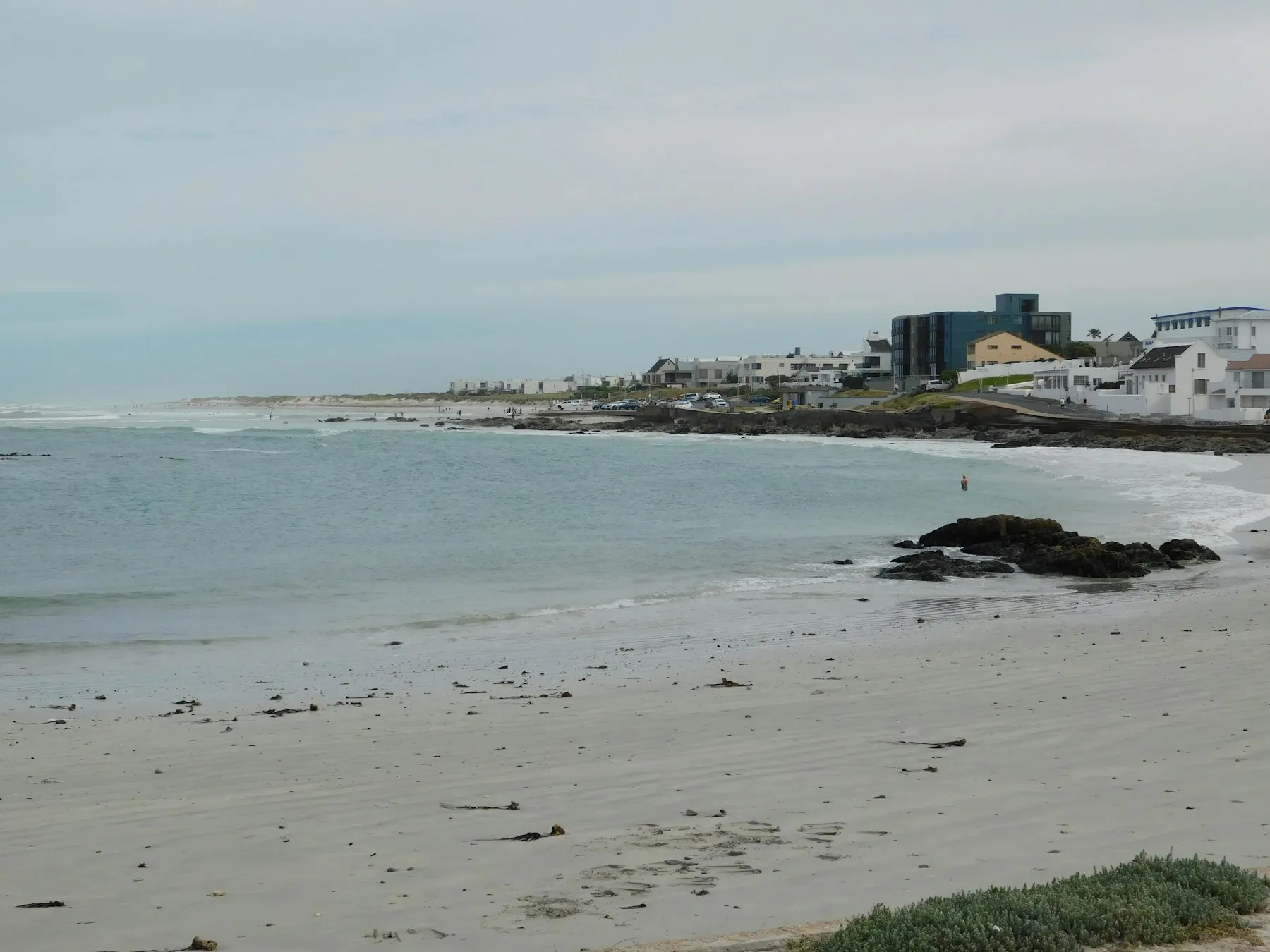 Houses along the beachfront on the Table Bay coastline